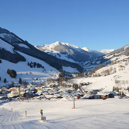 Alpenappartement Bartl Apartment Saalbach-Hinterglemm